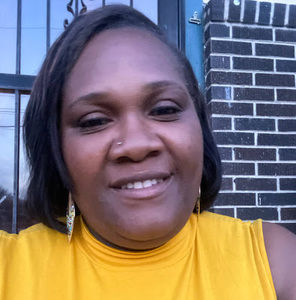 Meet your Posher, Lakeshia